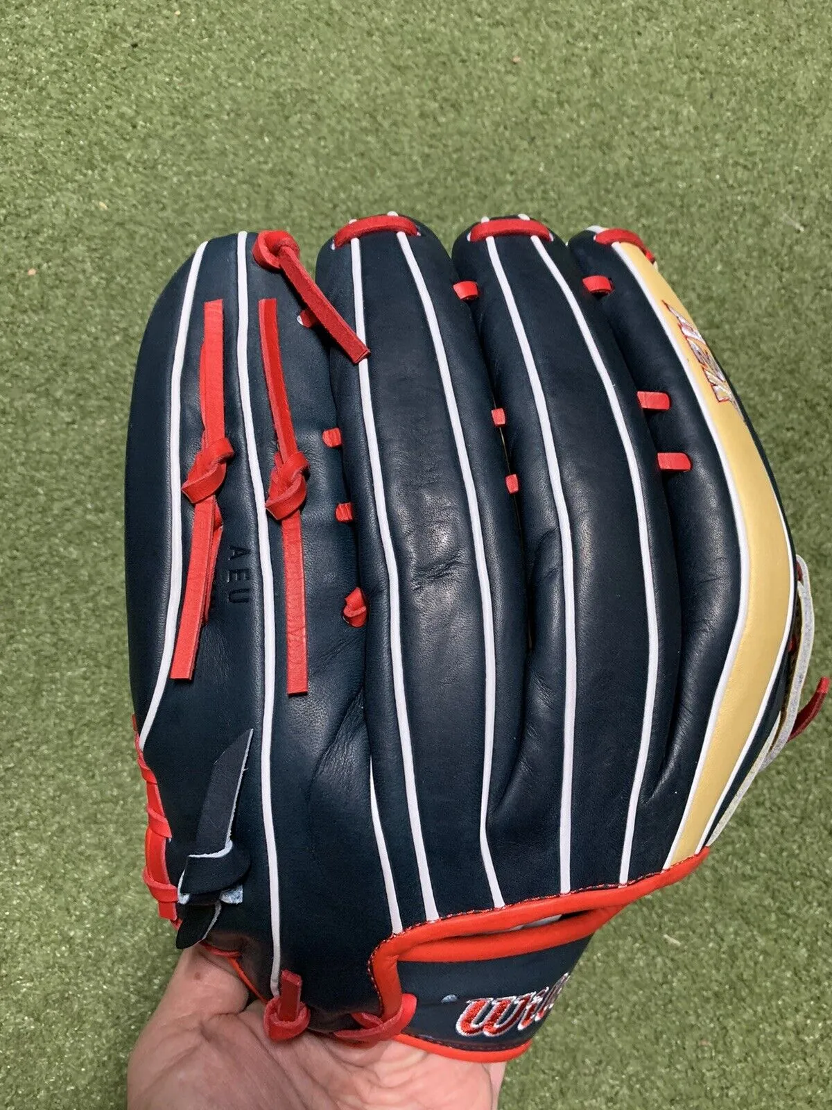 BB GLOVE WILSON A2K JUAN SOTO 12.75 BS23 6 BB GLOVE WILSON A2K JUAN SOTO 12.75 BS23 - Image 4