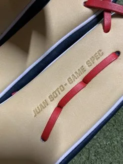 BB GLOVE WILSON A2K JUAN SOTO 12.75 BS23 11 BB GLOVE WILSON A2K JUAN SOTO 12.75 BS23 -Baseball sale shop 15c0ec59c2c8fad69ff385f7af79557f