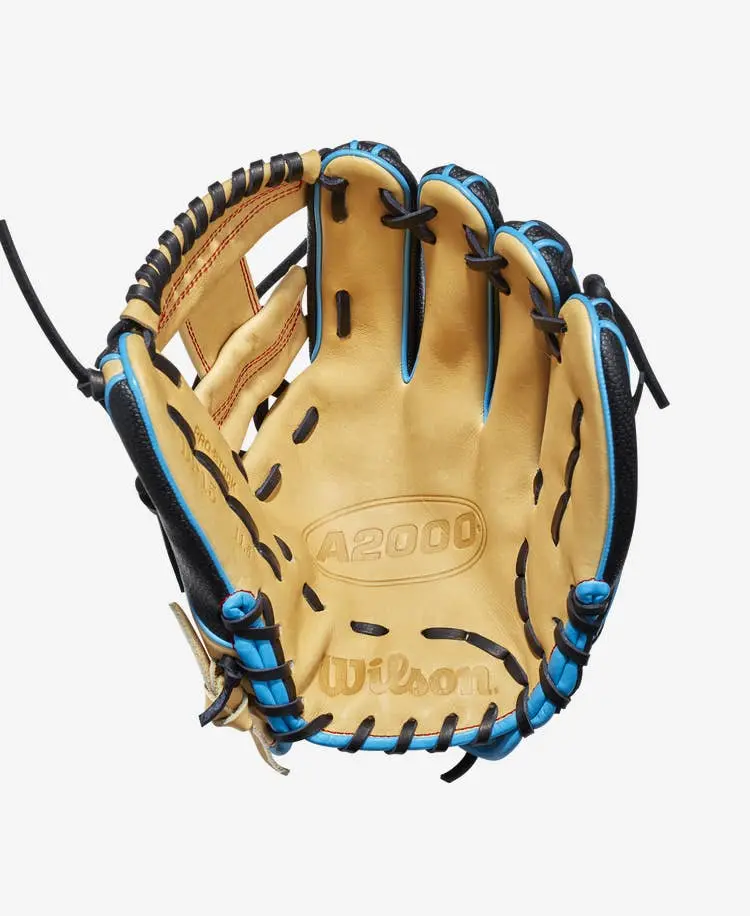 Wilson Custom A2000 Baseball Glove 4 Wilson Custom A2000 Baseball Glove - Image 2
