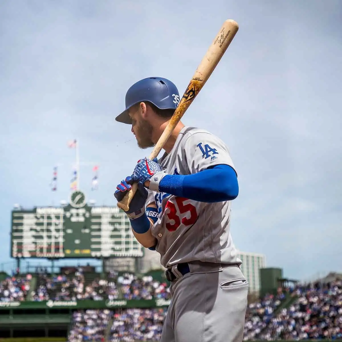 Louisville Slugger Prime Maple Baseball Bat CB35 - Cody Bellinger 4 Louisville Slugger Prime Maple Baseball Bat CB35 - Cody Bellinger - Image 2